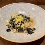 九〇萬 - 釜玉うどん(島原 全粒粉麺) 海苔 卵黄 からすみ