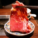 焼肉食べ放題 カルビとタン - 