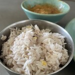 スパイスカレー モクロミ - 香り豊かな，お米さん