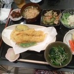 セルフィッシュ - 天ぷらランチ800円