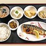 宮本むなし - 塩サバと玉子焼の定食