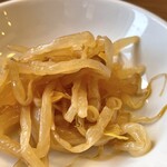 中華食堂 コウチン - ランチセットの無料ナムル