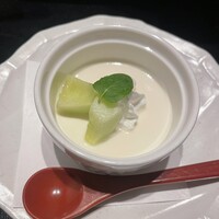 泳ぎとらふぐ活蟹料理 あじ平 曽根崎 - 