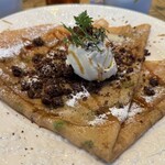 クレープリー・スタンド シャンデレール 梅田店 - 