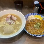 ヌードル＆スパイスカレー 今日の1番 - 朝限定セット　¥1,000-(税込)