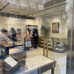シヅカ洋菓子店 自然菓子研究所 - 入口付近から望む店内光景