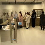 シヅカ洋菓子店 自然菓子研究所 - 入口付近からの店内光景