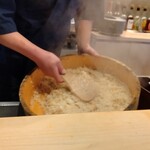 すしやのたい悟 - シャリ切り中の大将