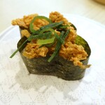 はま寿司 - とらふぐ皮のあんきも和え軍艦