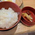 料亭 やまさ旅館 - ごはんと漬物