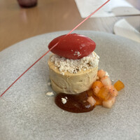 LʼOrangerie 光庵 - デザート　ヌガーグラッセ　柿のソース　ラズベリーシャーベット　白いのはキャッサバ　