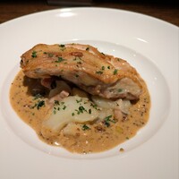シャンパン食堂 - B.備中高原鶏もも肉のロースト、マスタードソース
