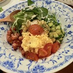 肴鶏魚 Miiima - ベーコン入りポテサラ