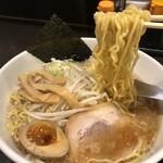 屋台とんこつらーめん めん吉 - 