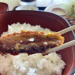 半よし - ソースと辛子で