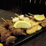 豚小家 - もつやき