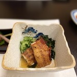 博多名代 吉塚うなぎ屋 - うざく　2人で分けても良いくらい。デカいうなぎ2個。三杯酢もちょうど良い塩梅✨うまぁぁぁ