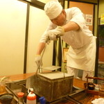 ひな鳥山 - 炭の取り替えに来てくれました