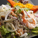 Shrimp and squid vermicelli spicy salad