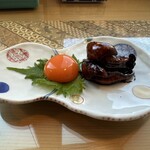 うなぎ亭 友栄 - 割きたてのきも-タレ+黄身