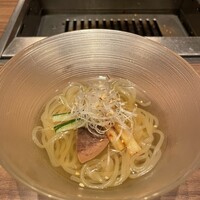 焼肉うしごろ 新宿三丁目店 - 