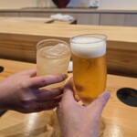 美酒和彩 晃 - *(ˊᗜˋ*)و乾杯