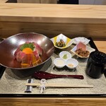 美酒和彩 晃 - ランチの鉄火丼(1500円)