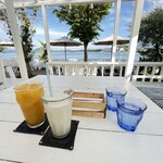 BeachHouseStyleCafe sunflower - 