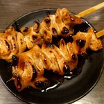 居酒屋 もぢょい有限会社 - もつ屋のしろ(タレ)1本　89円