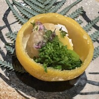 銀座くどう - ベニズワイガニと菜花