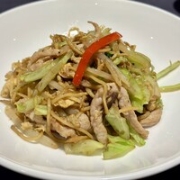 中国料理 龍鳳 - 焼きそば   麺の割合に対し具材が多くて玉子入り⭐︎優しいお味 