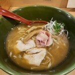 焼きあご塩らー麺たかはし 銀座店 - 