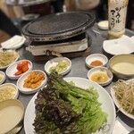 とんちゃん 元祖サムギョプサル - 