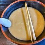 秋桜コスモス - 割り箸が渡り切れず沈み込む大丼なのです！