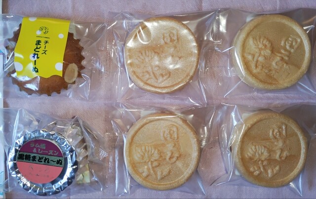 フレール岩瀬屋 - 三春（洋菓子）の写真