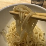 麦処 八と丁 - 替え玉箸あげ