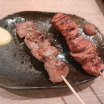 串カツの中村屋 - レバーとハラミ