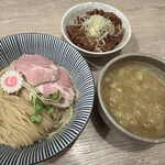 MENYA BIBIRI - 鶏つけ麺@1050円＆肉飯@250円