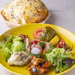 Mezze Tabagi 前菜盛り合わせ