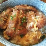 アルバトロス - カツ丼アップ