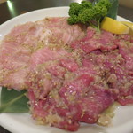 ゆとり亭 - タン塩（並）・豚トロ