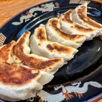 味の終着駅 次郎長 - ギョウザ 350円