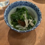 オテルドゥオガワ - 春菊ときのこのおひたし