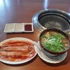 焼肉冷麺やまなか家 山王臨海店