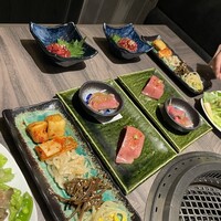 近江うし焼肉 にくTATSU 日本橋室町店 - 