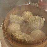 台湾まるごと食べ放題 台湾夜市 - フカヒレ餃子、小籠包