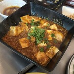 台湾まるごと食べ放題 台湾夜市 - 麻婆豆腐ピリ辛？