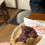 たいやき むらさきや - 薄皮の中に、尻尾の先まで餡子がみっちり！