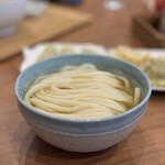 手打ちうどん 上を向いて - 
