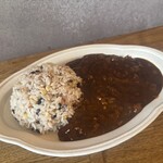 256nicom - 自家製デミグラスソースのハヤシライス